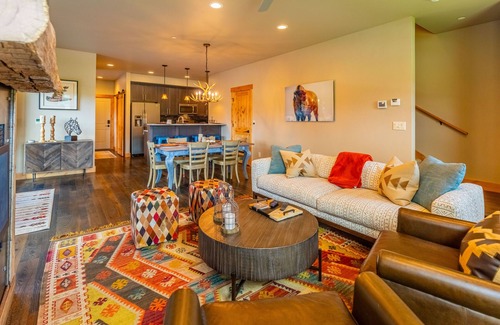 Big Sky Condo | The Mountains are calling!