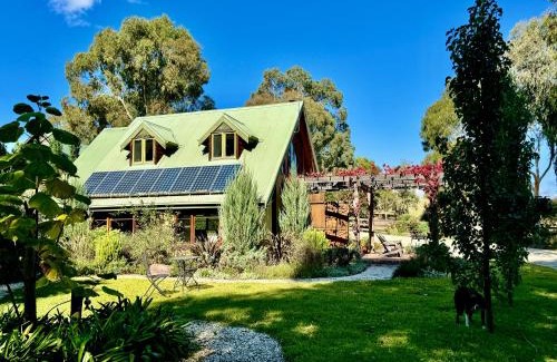 Alexandra Villa | The Muddy
