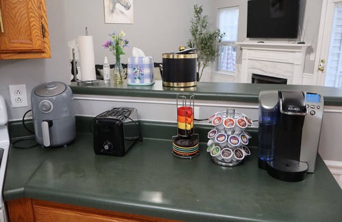 La Vergne House | The Music and Muse House. Feel Home!