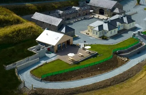 Loughinisland Cottage | The Musical Ceol Cottage 1-bedroom - Sleeps Four