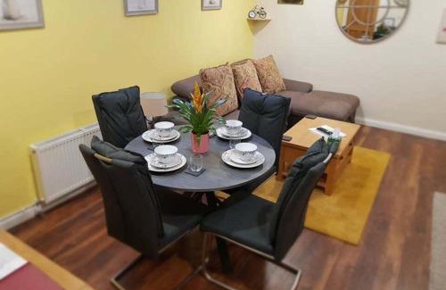 Loughinisland House | The musical Ceol Cottage 1-Bedroom - Sleeps four
