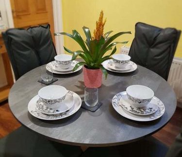 Loughinisland House | The musical Ceol Cottage 1-Bedroom - Sleeps four