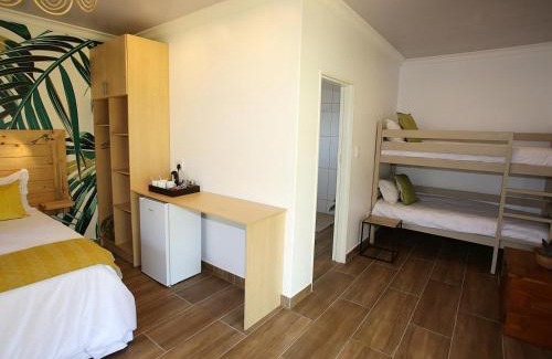 Bulawayo Cabin | The Musketeers Lodge