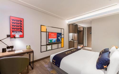 Yuzhong Hotel | The Mustel Hotel Chongqing Hongyadong
