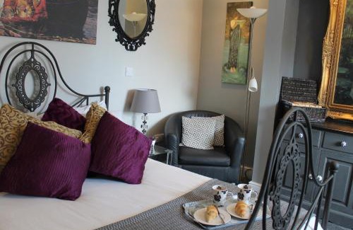 Preston Apartment | The Myriad