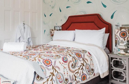 Gloucester Bed & Breakfast | The Naight House