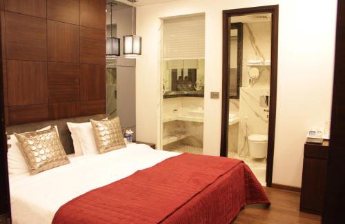 Jasola Hotel | The Nanee Suites