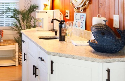 Harwich Port Condo | The Nantucket Room Unit - #2