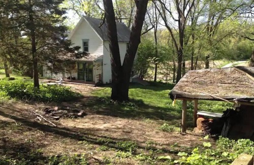 Morrisonville Cottage | The Napping Farm