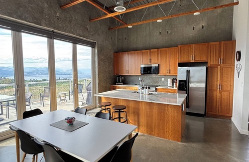 Okanagan-Similkameen House | The Naramata Bench Loft