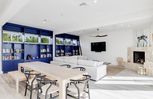 Wulfert House | The Narrows- Stunning Bayfront Villa on Captiva