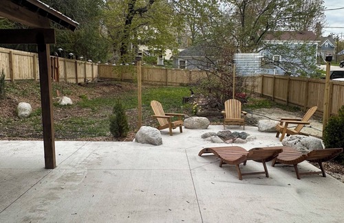 Kewaunee House | The Nauti Pelican! Steps from Lake Michigan's stunning beach- Your Dream Escape!