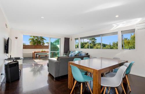 Mangawhai Heads House | The Nautical Bach - Mangawhai Heads Holiday Home