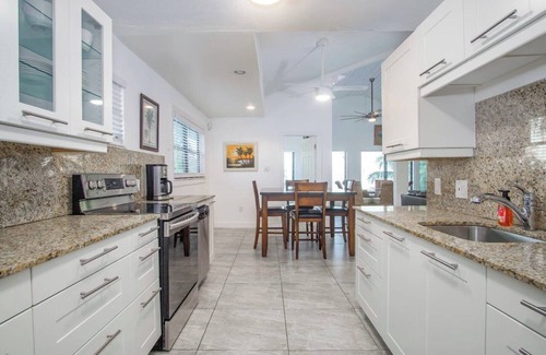 Marathon House | The Nautilus on the Ocean in Grassy Key 4 bed 3 ba