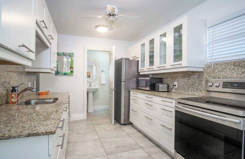 Marathon House | The Nautilus on the Ocean in Grassy Key 4 bed 3 ba