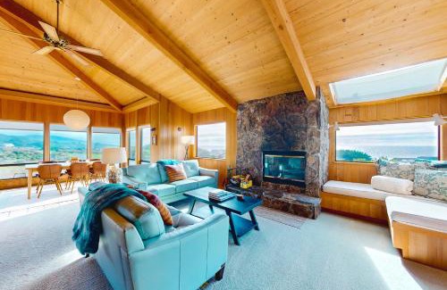 Sea Ranch House | The Nautilus