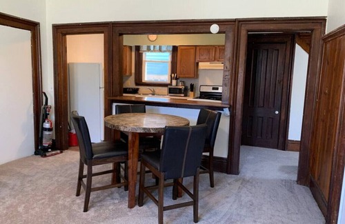 Oswego House | The Navy 2 (Near Lake Ontario)