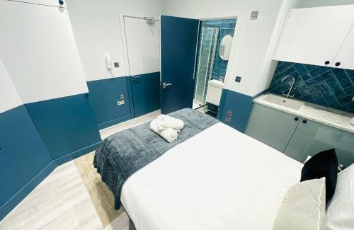 Nunhead Apartment | The Navy House Peckham - NO 221 - Stylish City Stay