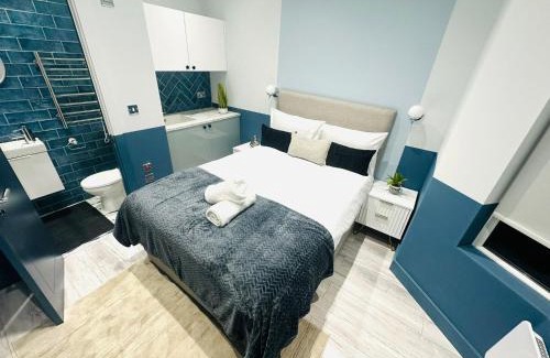 Nunhead Apartment | The Navy House Peckham - NO 221 - Stylish City Stay