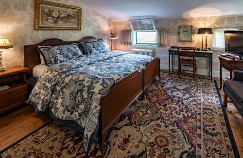 Long Valley Bed & Breakfast | The Neighbour House B&B