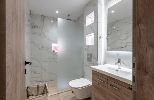 Kos Apartment | The Neptunian Suite - 1Min to the Beach