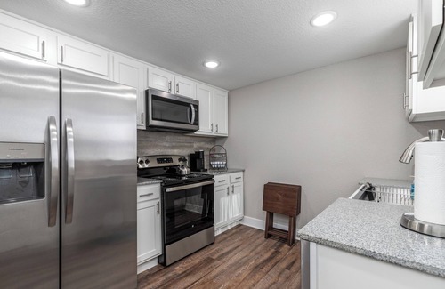 Waynesville House | The Nest - Cute, Clean & Comfy - 10min to Ft. Wood