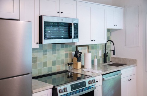 Oxford Condo | The Nest, Discounted rate for S. Carolina game!