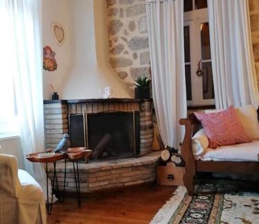 Mesaia Trikala Apartment | The Nest Filoxenia