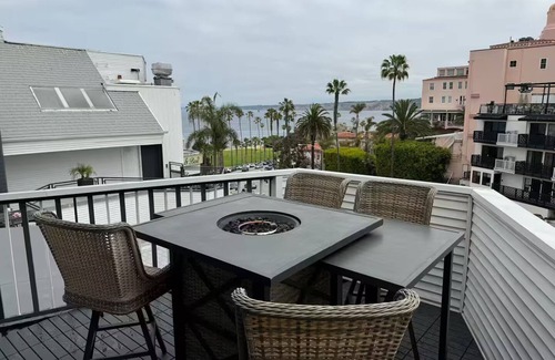 Village of La Jolla Apartment | The Nest La Jolla Ocean View Penthouse Apartment