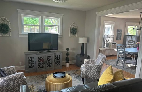 Wabasha House | The Nest on Main, a cozy retreat in the heart of town