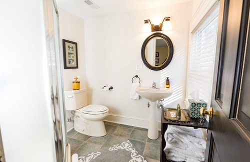 Saratoga Springs House | The Nest on Saratoga Lake