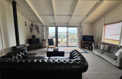 Coromandel House | The Nest- Stunning Seaview's