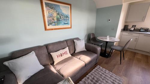 Ilminster Apartment | The Nestle - A Romantic Rural Retreat