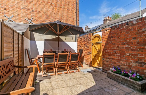 Winchester Cottage | The Nestle House City Centre Luxury