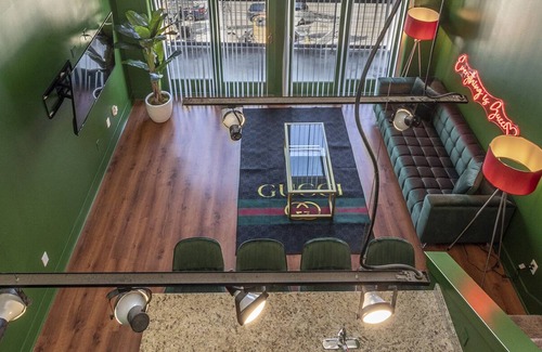 Piedmont Heights Apartment | THE NEW GUCCI LOFT
