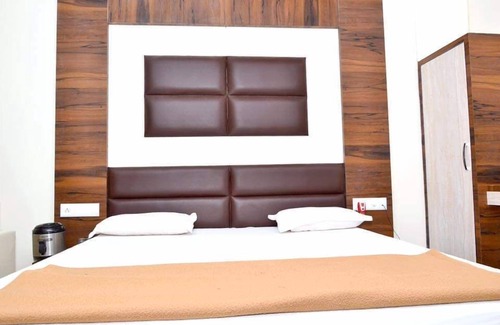 Mahesana Hotel | The New Holiday Inn