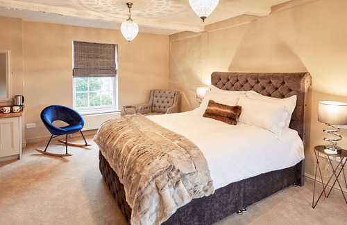 Woolhope Hotel | The New Inn