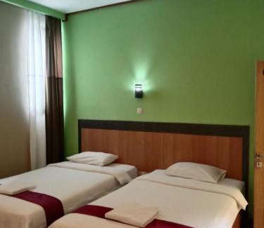 Karangmojo House | The New Orlinds Guest House