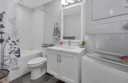 Uptown House | The New West Nest