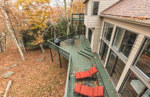 Roseland House | The newest and largest edition to the Wintergreen Retreat portfolio!