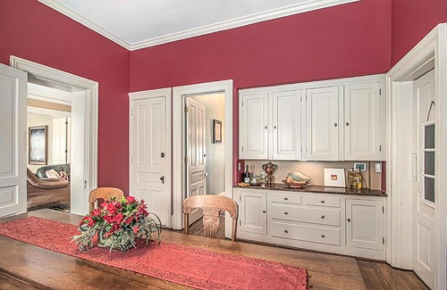 Ypsilanti Bed & Breakfast | The Newton of Ypsilanti