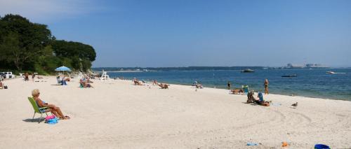 Niantic Hotel | The Niantic Inn