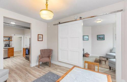 Stanwood Apartment | The Night Owl Perch