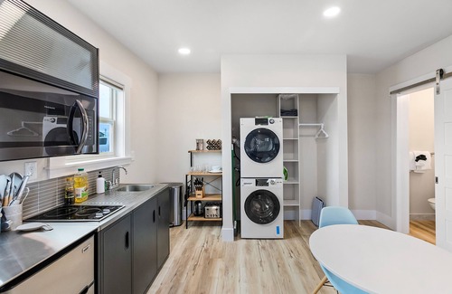 Stanwood Apartment | The Nightingale Nest