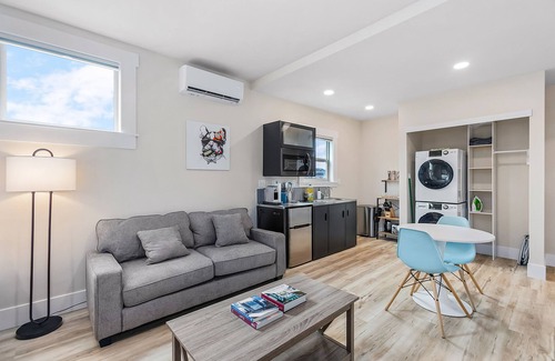 Stanwood Apartment | The Nightingale Nest