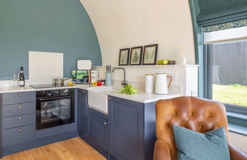 Woodbridge Cabin | The Nissen Hut at Green Valley Farm, Ubbeston