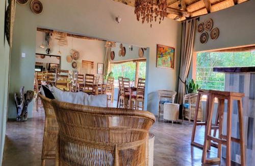 Southern Province Cabin | The Nkhosi Livingstone Lodge and Spa