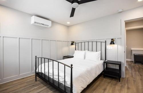 Hillsboro West End Apartment | The Nomad by AvantStay Modern Comfort Near Downtown