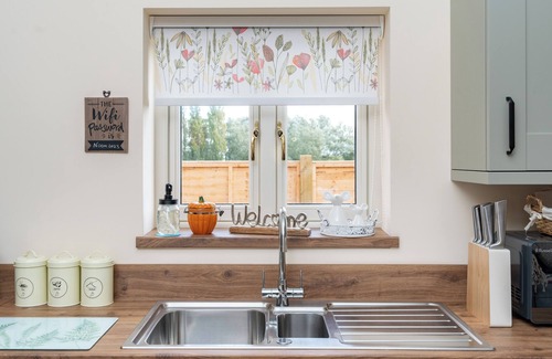 Frampton House | The Nook a cosy barn conversion in South Lincolnshire. Dog Friendly Stays!
