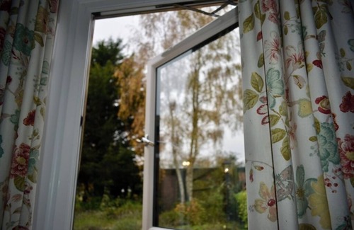 Woodhall Spa House | The Nook, a luxurious barn, only 10 minutes walk into the village, pet friendly!